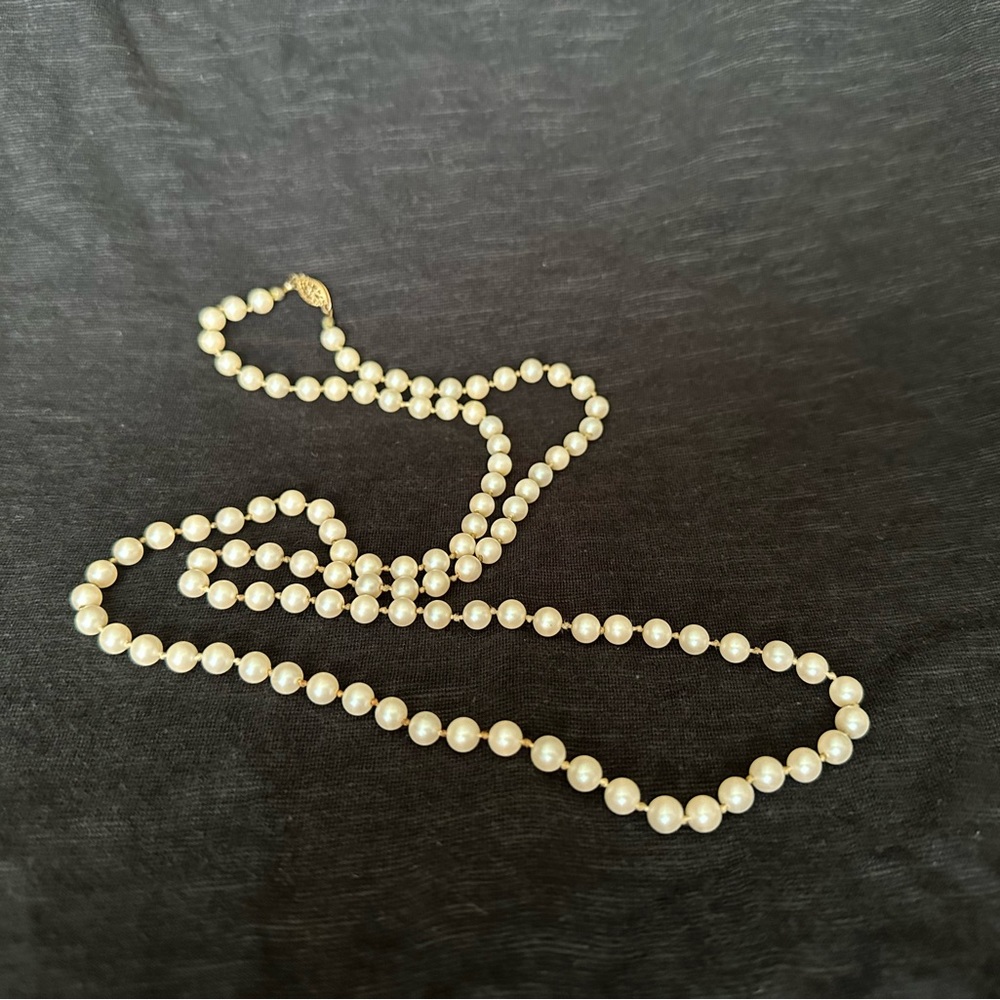 Faux Pearl necklace